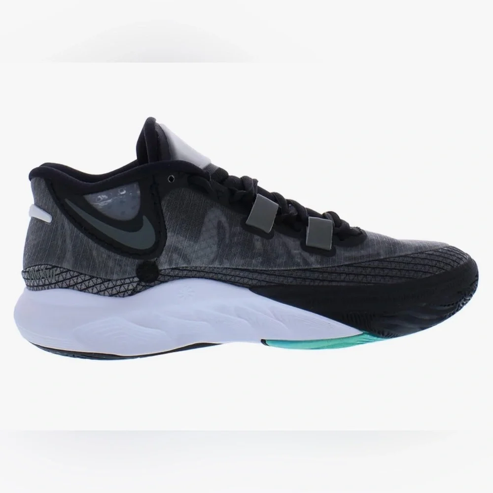 NWT Nike Kyrie 8 Orca Sneakers
